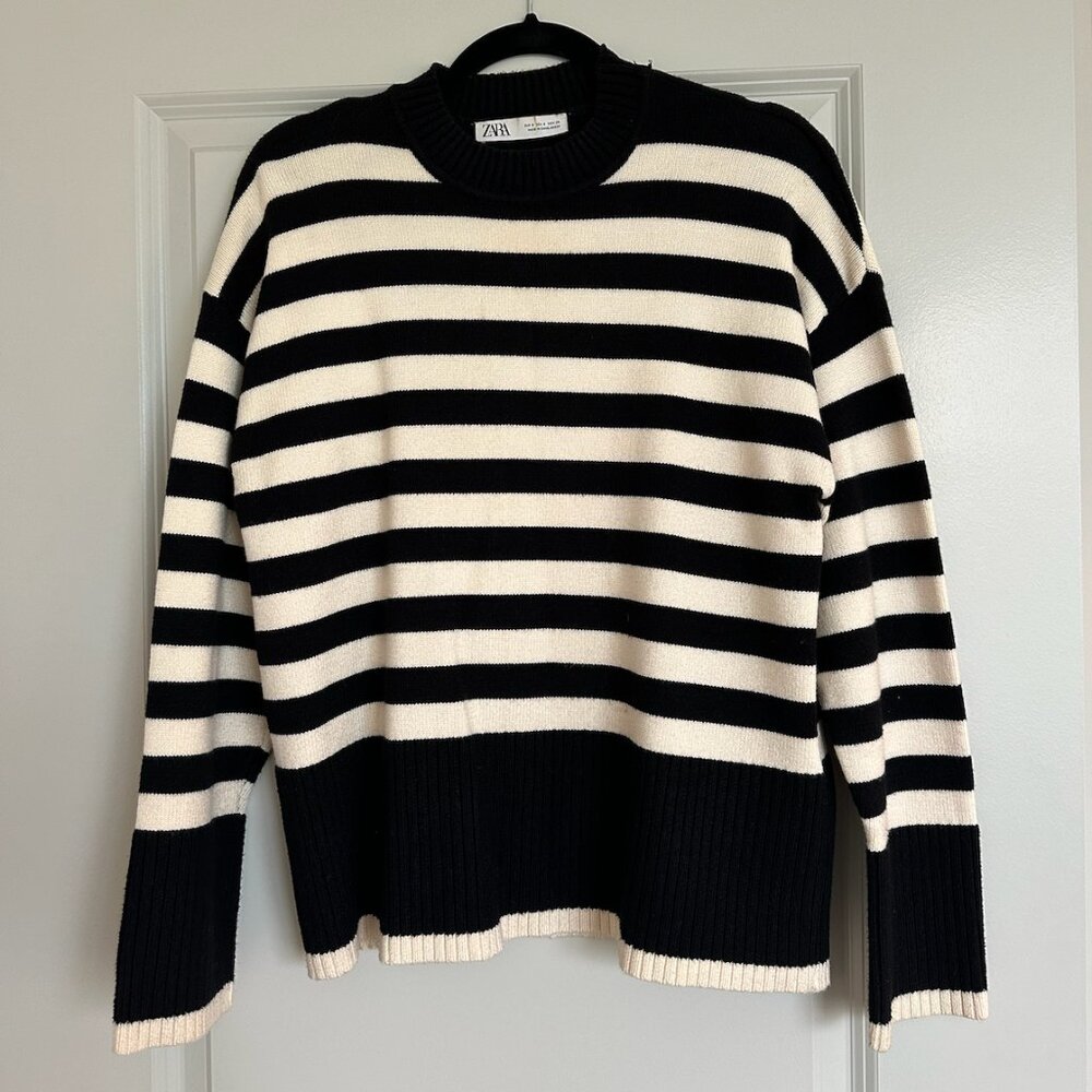 Zara Sweater Size S